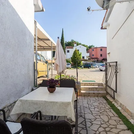 With Parking Space - 7154 * Πόρετς